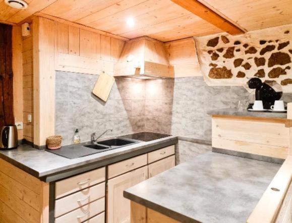 Le Venitien - Vieille Ville D'Annecy - Majord'Home Buitenkant foto